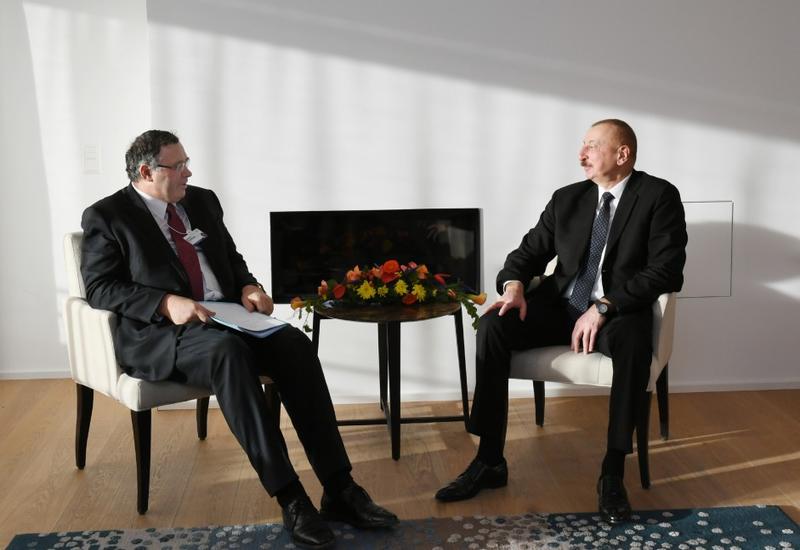 Президент Ильхам Алиев встретился в Давосе с главами «ЛУКОЙЛ» и Total
