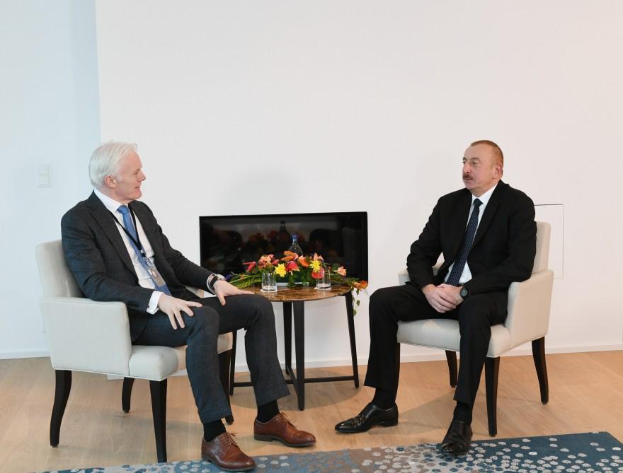 Президент Ильхам Алиев встретился с вице-президентом Microsoft и главой "Signify"