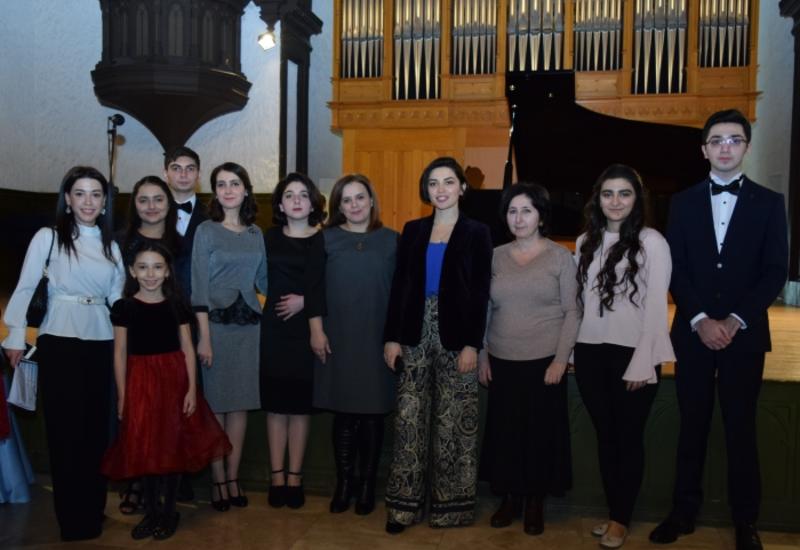 В Баку прошел очередной успешный концерт участников проекта Филармонии "Gənclərə dəstək"