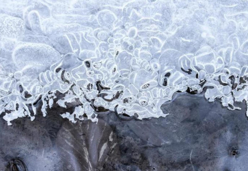 Видео с мгновенным превращением воды в лед стало вирусным