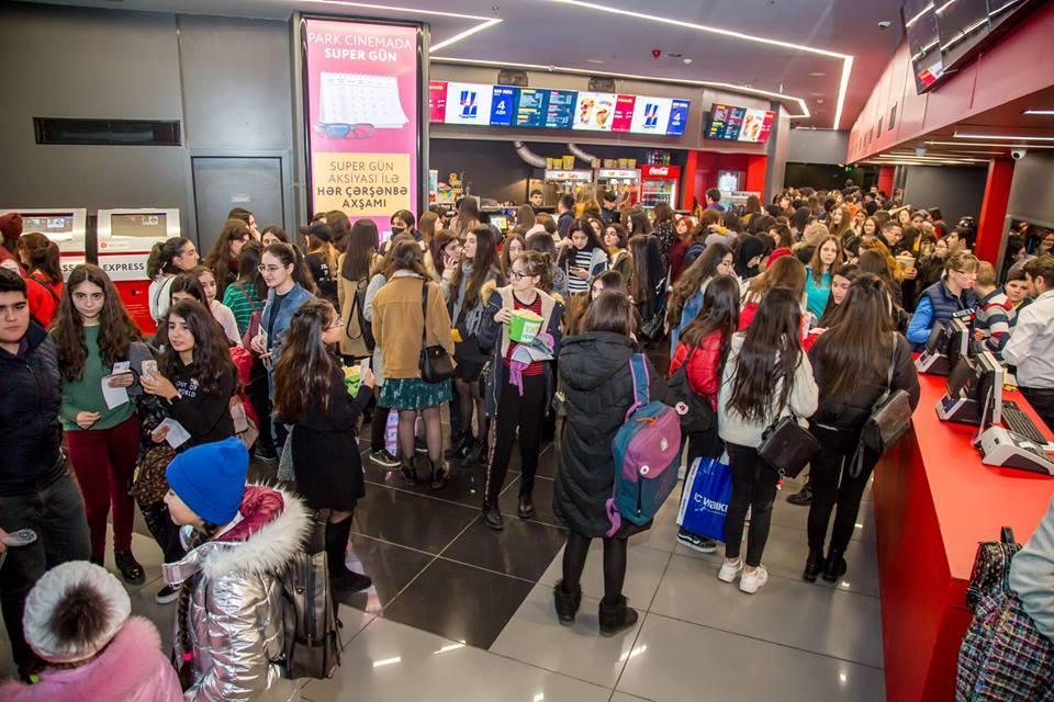 Концерт группы BTS вызвал ажиотаж тинейджеров в Баку