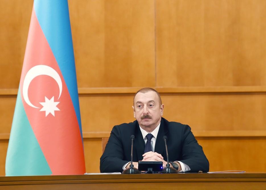 Президент Ильхам Алиев: Для мирного урегулирования нагорно-карабахского конфликта должны быть и политическая, и экономическая, и военная сила