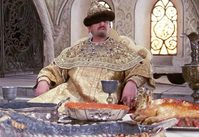 Царь васильевич меняет профессию. Иван Васильевич меняет профессию я требую продолжения банкета. Иван Васильевич банкет. Иван Васильевич Васильевич трапезничает. Иван Васильевич Царская Трапеза.