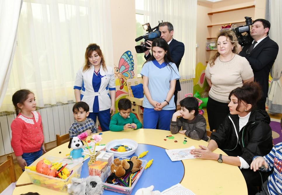 Первый вице-президент Мехрибан Алиева посетила Детский психоневрологический центр в Баку - ФОТО