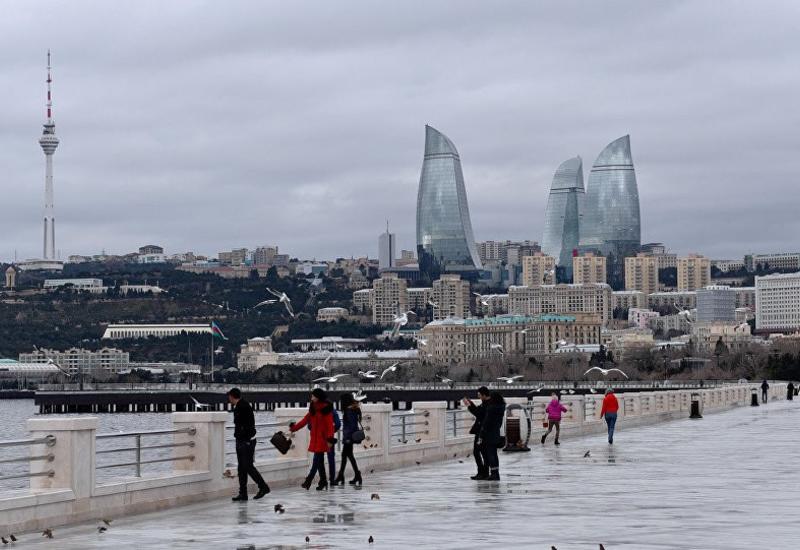 В Баку будет изморось