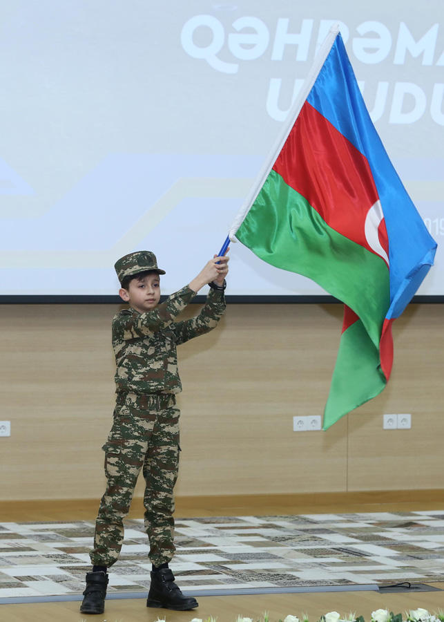 "Герои не забыты": вечер памяти в Бакинской Высшей школе нефти