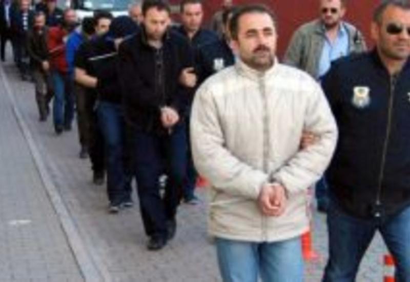 В Турции задержаны сотни людей по делу FETO