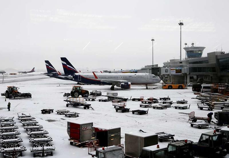 Российская авиакомпания отменяет десятки рейсов