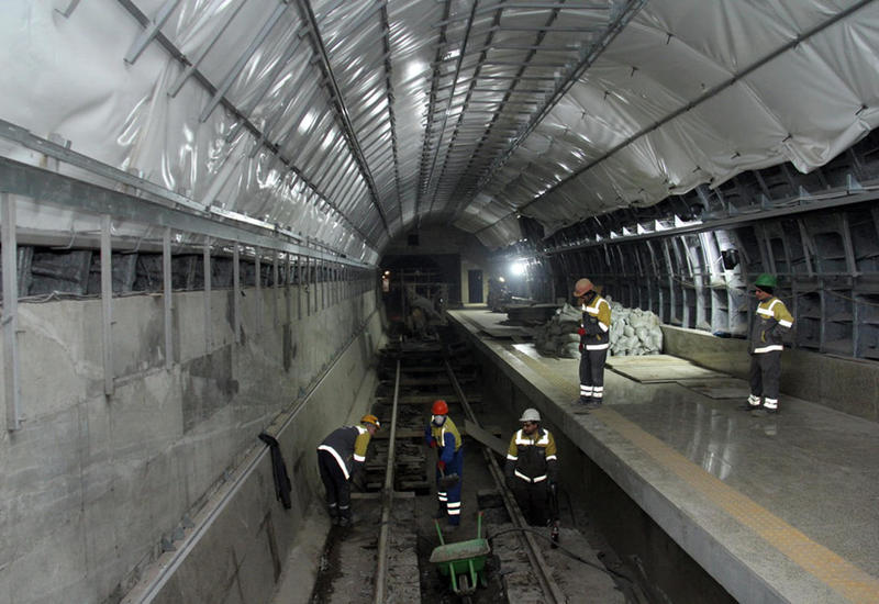 На одной из станций бакинского метро установят новые эскалаторы