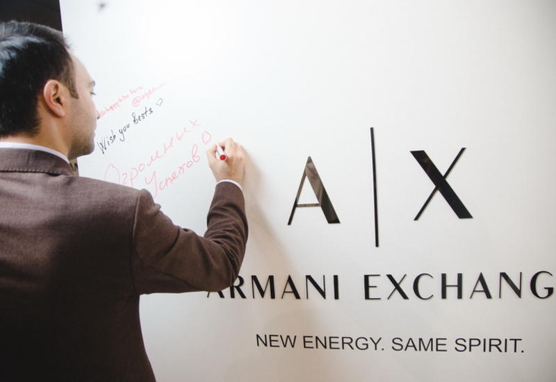 Armani Exchange – центр молодежной моды в Баку открыл свои двери