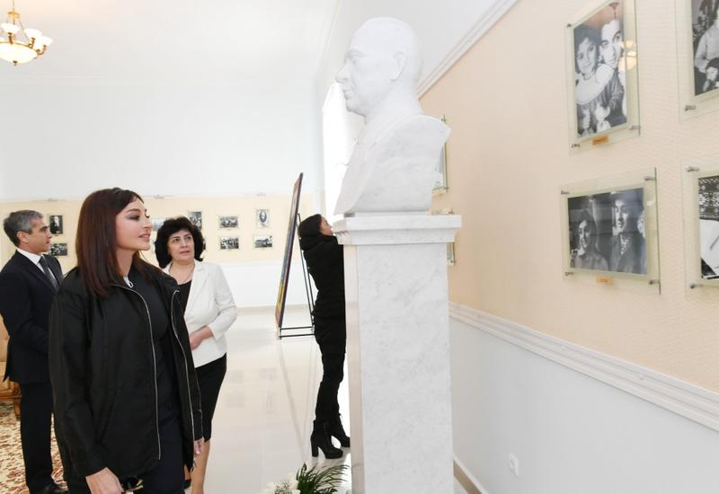 Первый вице-президент Мехрибан Алиева побывала в доме-музее Мир Джалала Пашаева в Гяндже