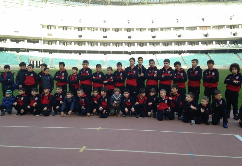 Юные футболисты совершили экскурсию по Бакинскому Олимпийскому стадиону