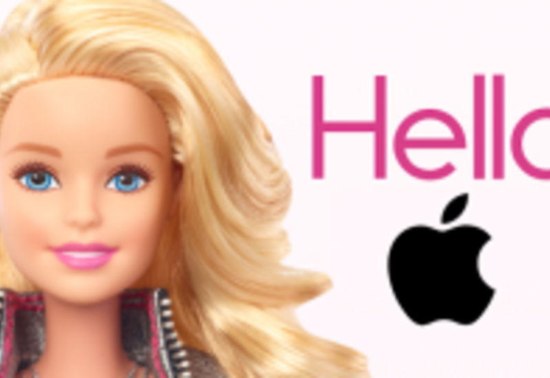 Хеллоу включи. Кукла с голосом. Надпись Хеллоу Барби. Барби яблоко. Barbie привет.