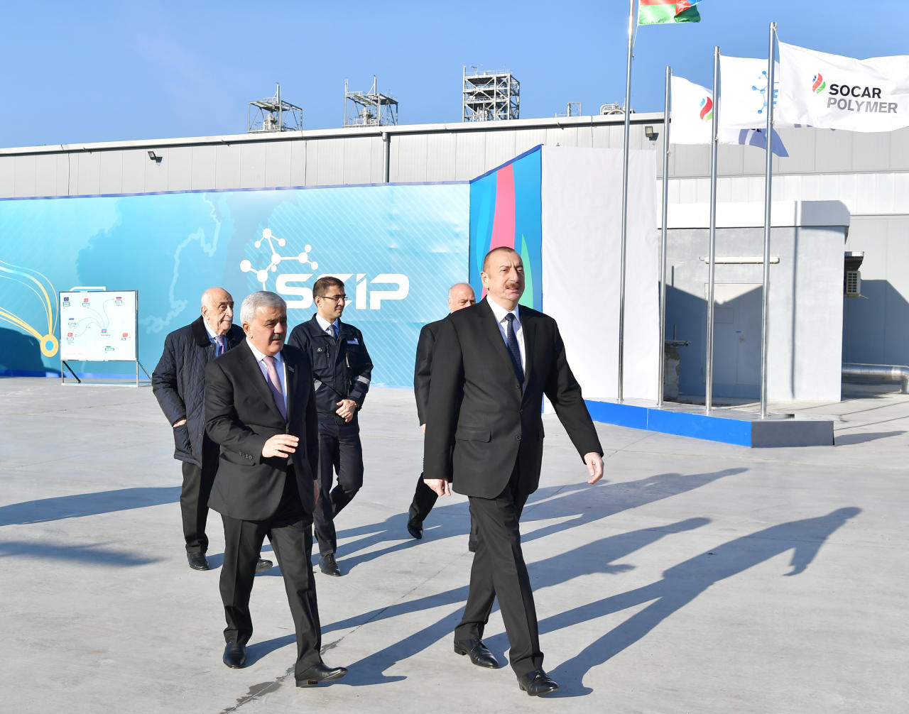 Президент Ильхам Алиев принял участие в открытии в Сумгайыте завода по производству полиэтилена высокой плотности «SOCAR Polymer»