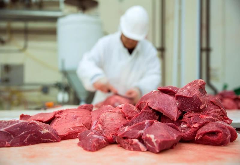 Азербайджан стал больше покупать мяса зарубежом