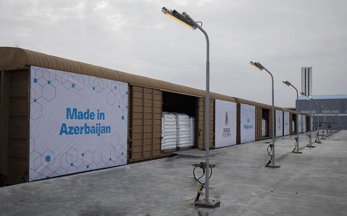 Завод "SOCAR Polymer" полностью удовлетворит потребность Азербайджана в полиэтилене