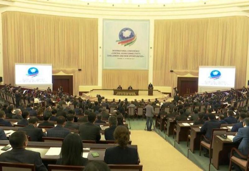 Азербайджанские политологи участвуют в конференции «Взаимосвязанность в Центральной Азии: вызовы и новые возможности»
