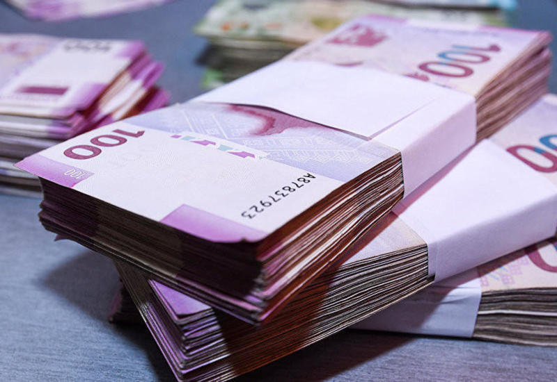 Azərbaycan əhalisinin banklardakı pulu 8 milyard manatı ötüb