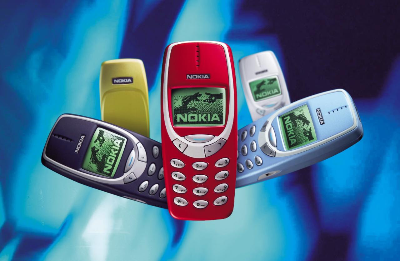 Самые легендарные телефоны начала 2000-х