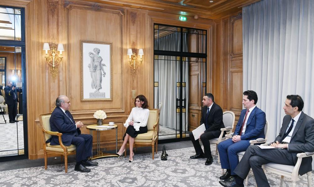 Первый вице-президент Мехрибан Алиева встретилась с учредителем Национального института рака Франции