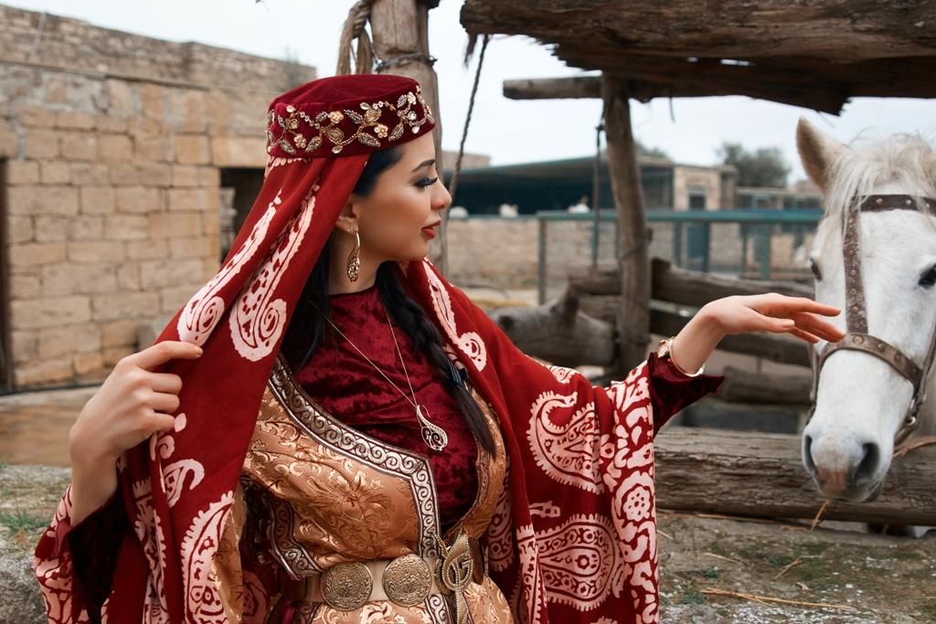 Древние традиции и обряды празднования Новруза в ярком ролике