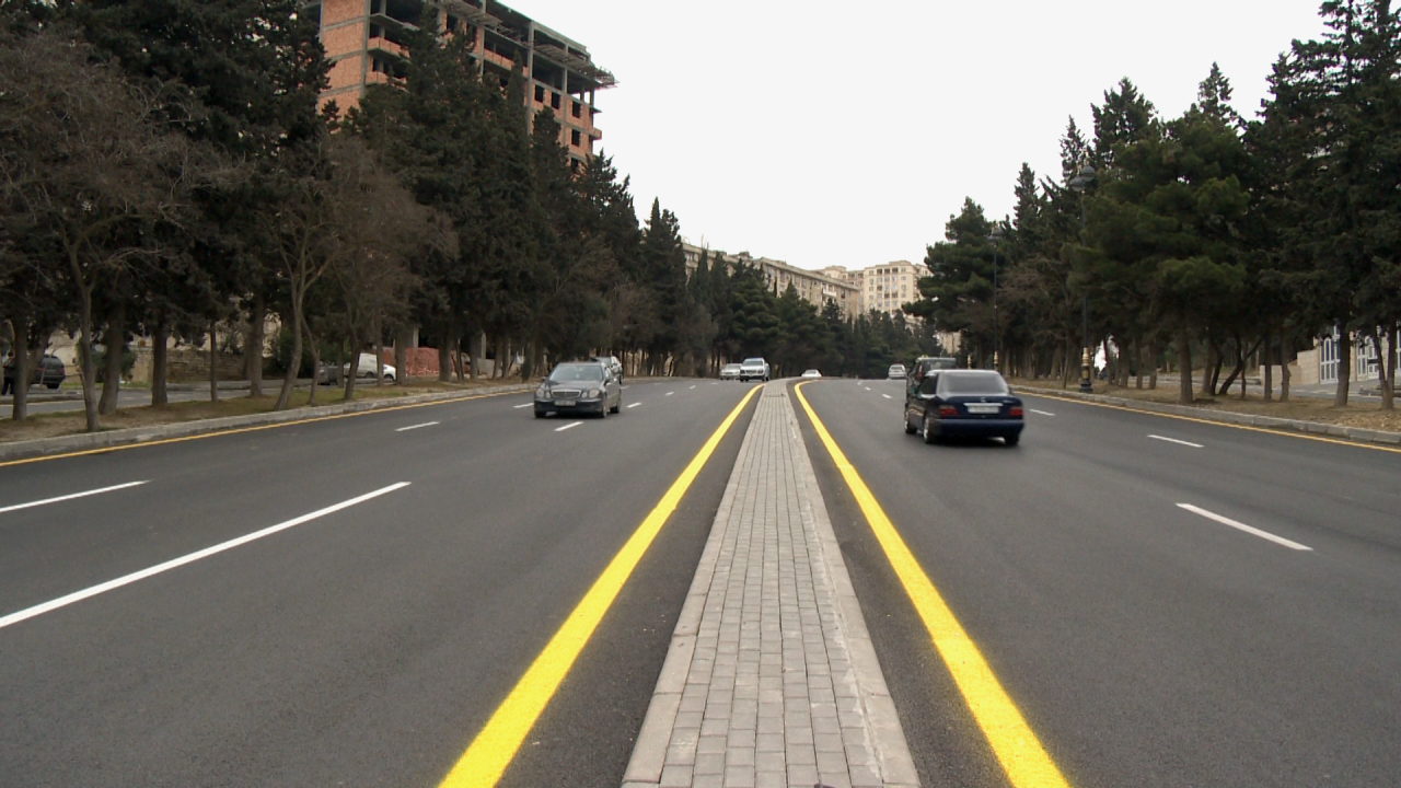 В Баку реконструирована крупная улица 