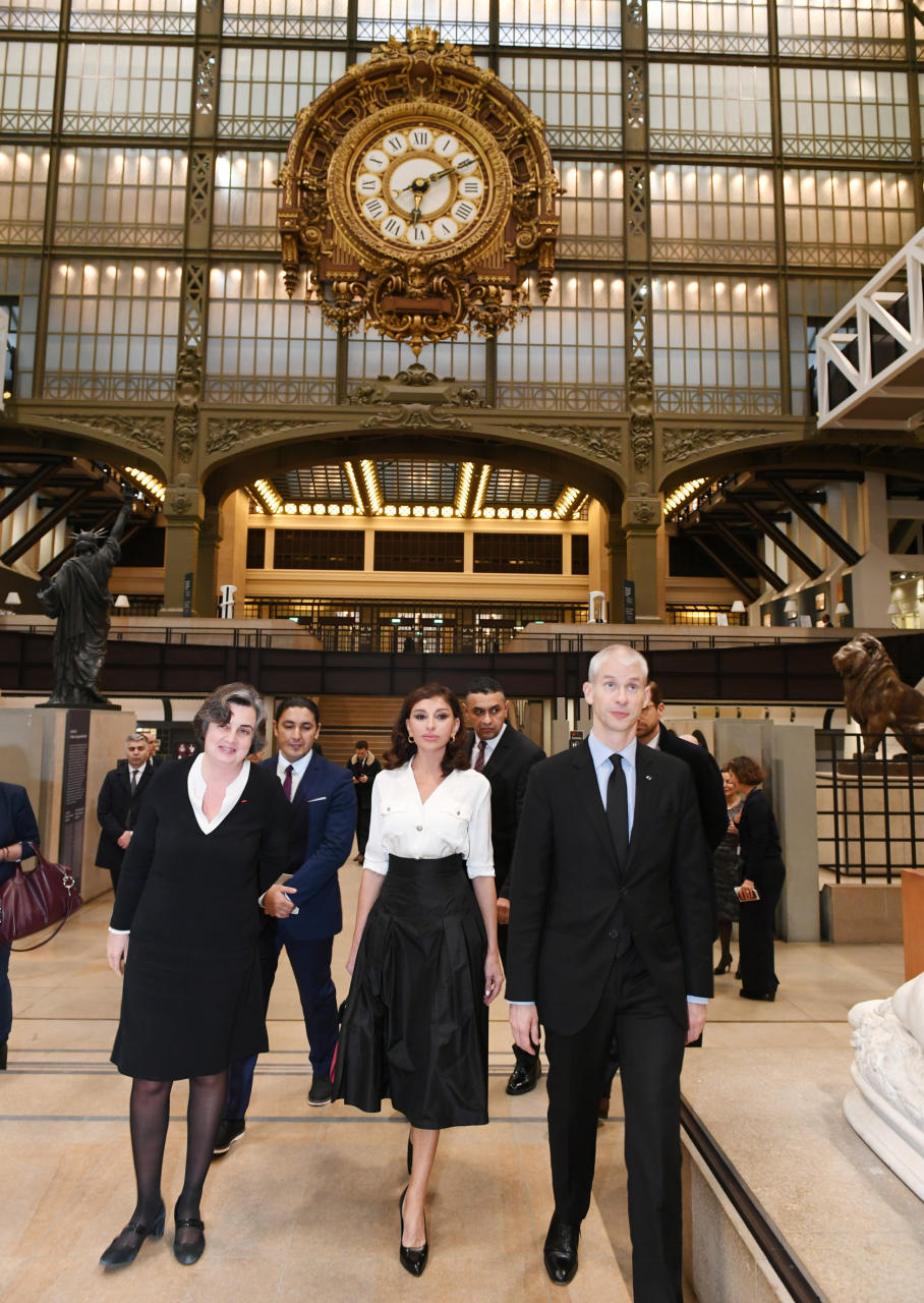Первый вице-президент в сопровождении министра культуры Франции посетила музей Орсе в Париже