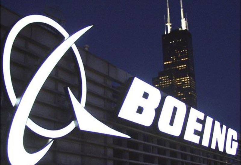 Акции Boeing упали почти на 3%