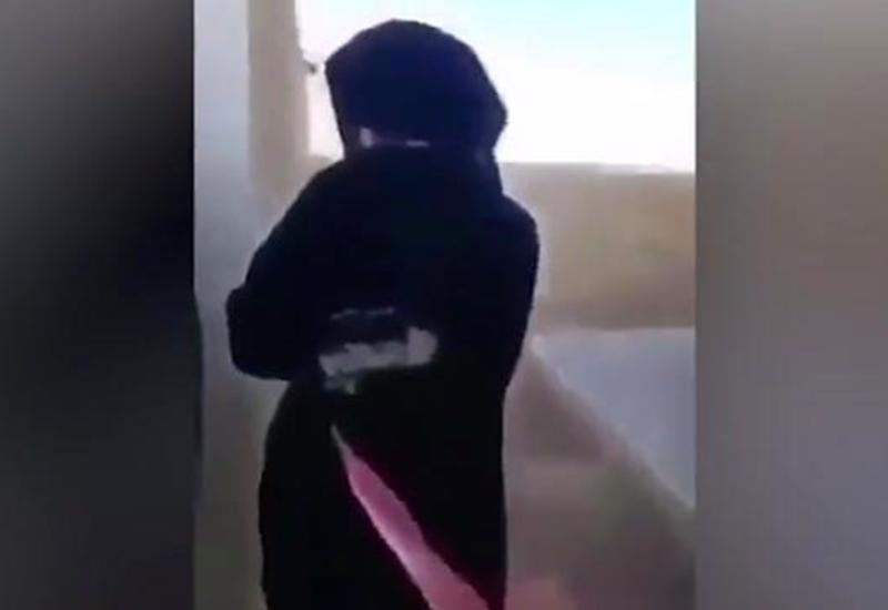 Террористы притворились женщинами ради бегства и попали на камеры