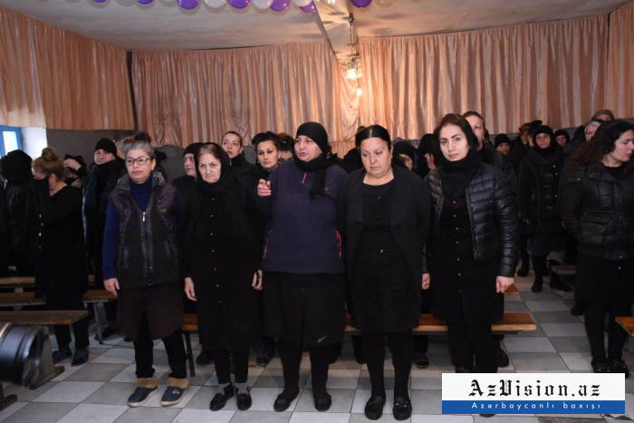 Əfv olunan 25 qadın azadlığa buraxıldı