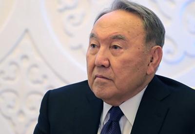 Нурсултан Назарбаев заявил об отставке