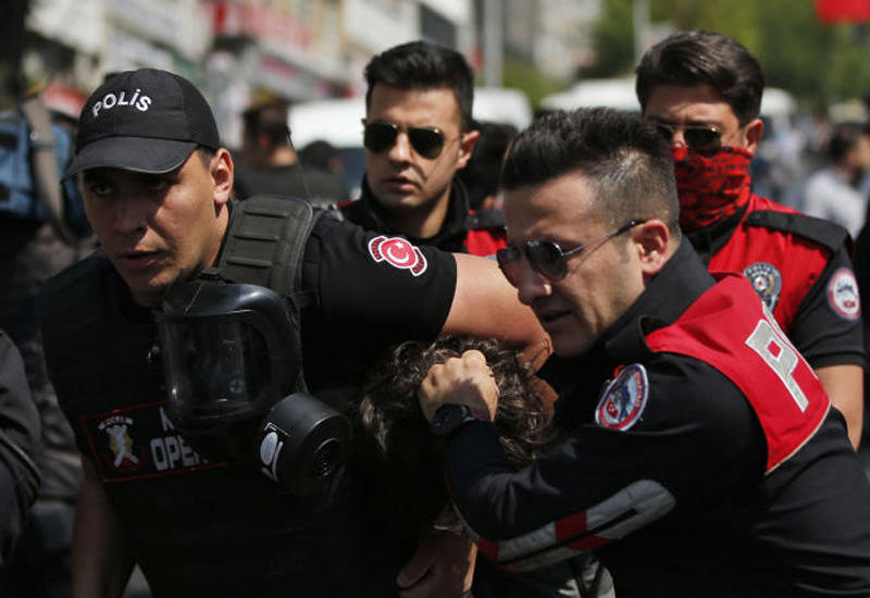 Türkiyədə kütləvi vəkil həbsləri başlayıb