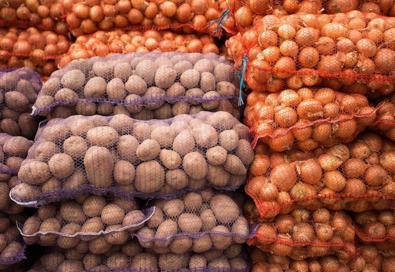 Стало известно, когда в Азербайджане подешевеют картофель и лук