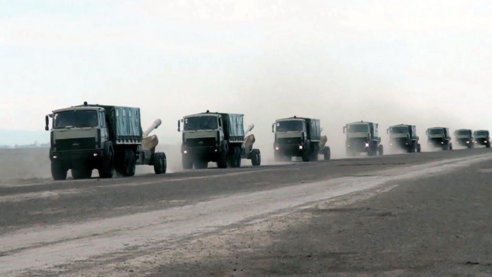 Боевые стрельбы азербайджанской армии в прифронтовой полосе