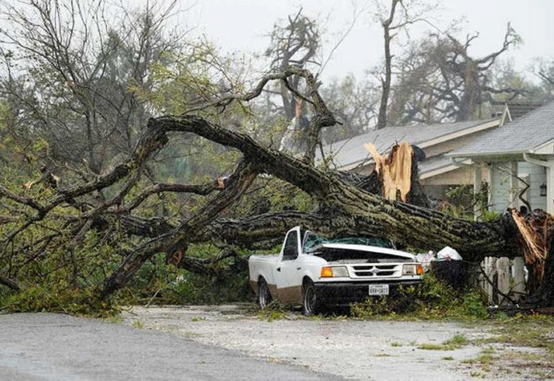 Ураган в Техасе, погибло двое детей
