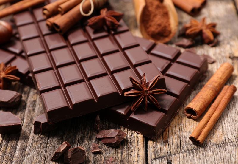 Шоколад помогает предотвратить возрастную потерю слуха и шум в ушах
