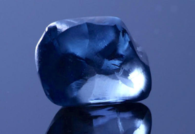 Найден алмаз самого необычного цвета