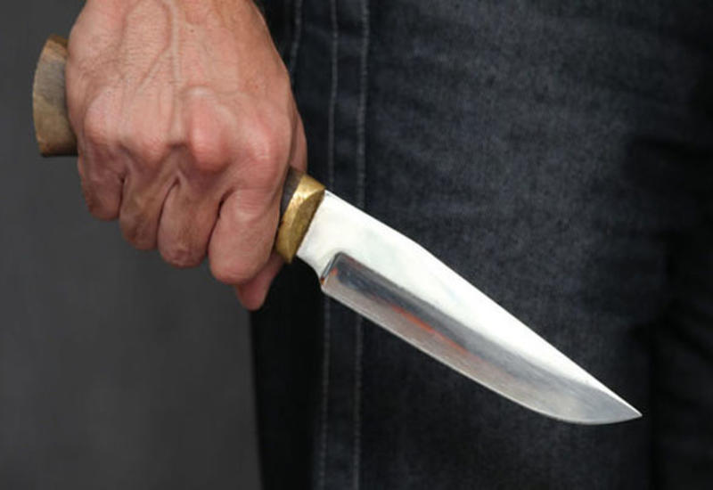 Zərdabda 40 yaşlı kişi çayxanada bıçaqlandı