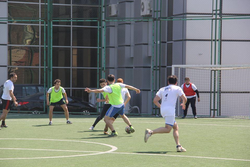 В Азербайджане проходит "Кубок молодежи. Апрельская победа"