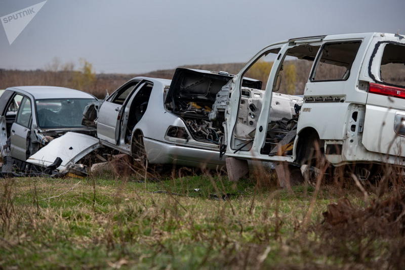 Свалка автомобилей в Армении