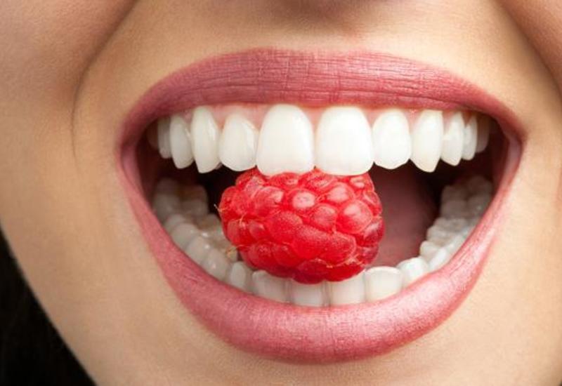 9 продуктов, от которых желтеют зубы <span class="color_red">- ВИДЕО</span>