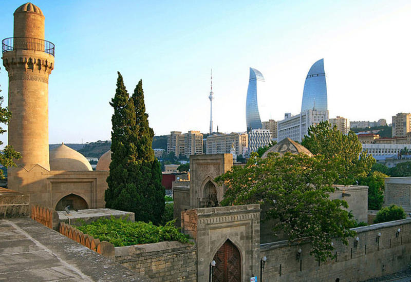 Российские эксперты назвали Баку лучшим городом для отдыха этим летом
