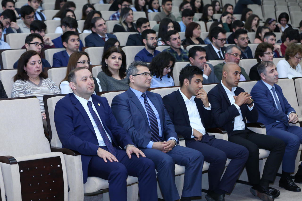 В БВШН завершилась I Республиканская научная конференция студентов, посвященная 96-летию Гейдара Алиева