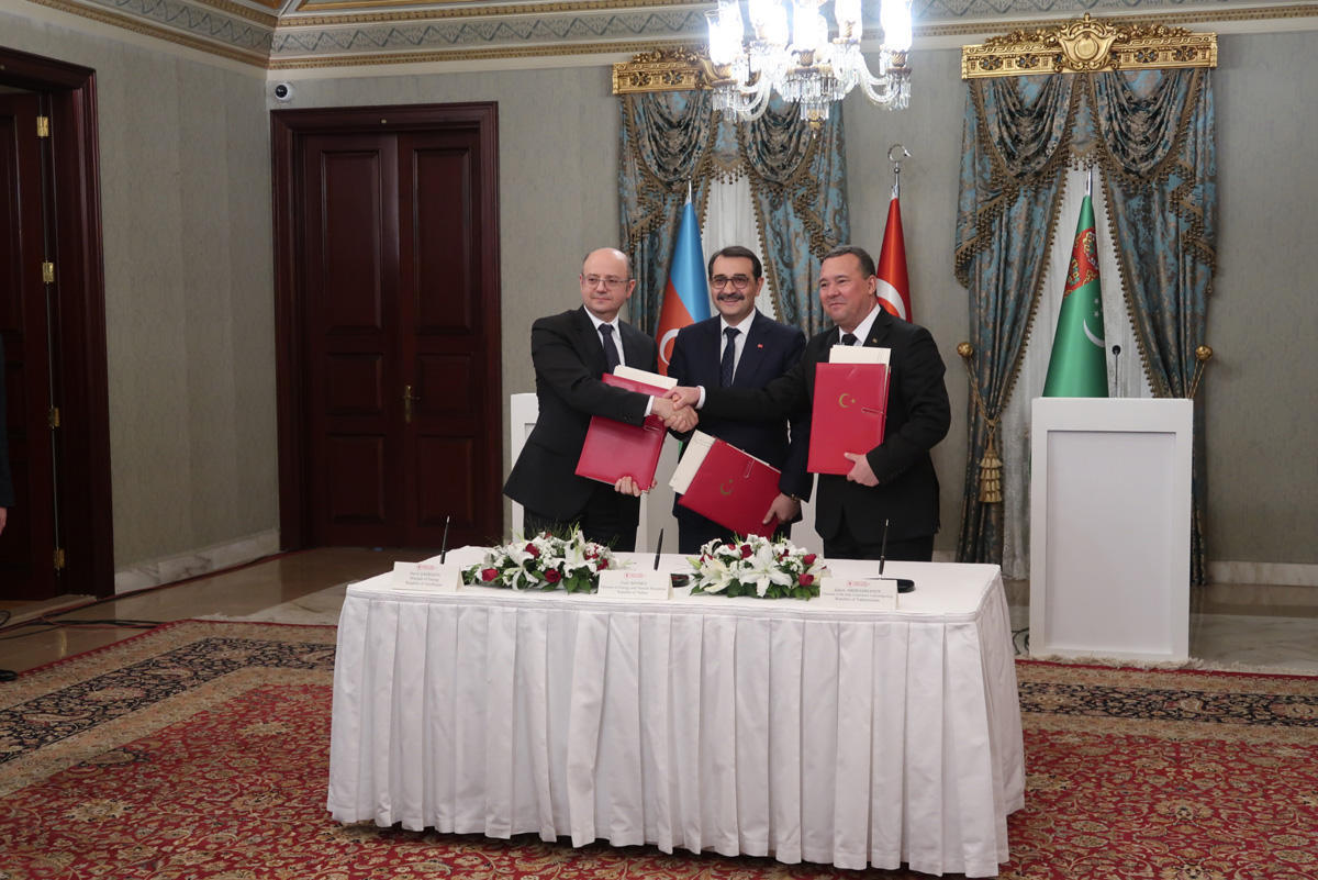 Азербайджан, Туркменистан и Турция будут сотрудничать в сфере альтернативной энергетики
