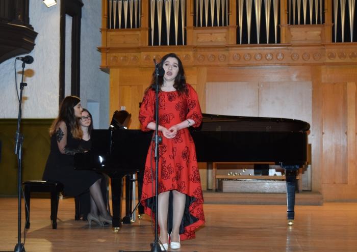 "Сегодняшняя молодежь"  выступила в Кирхе с ярким концертом