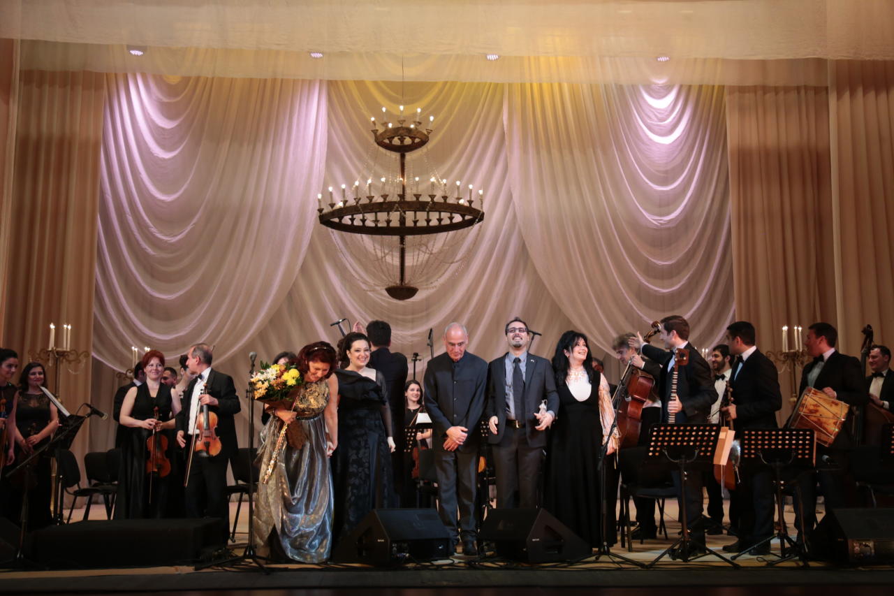 В Баку прошел грандиозный концерт "Барокко и Мугам: Вода и Огонь"