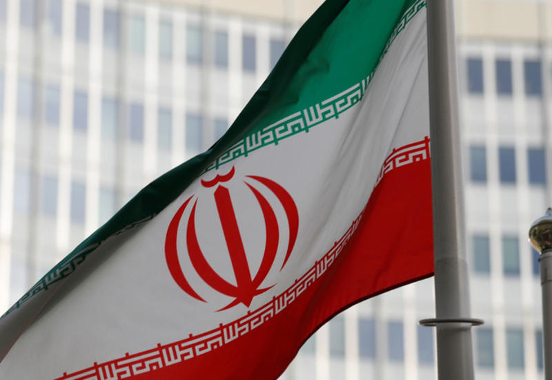 МИД: Иран не позволит заменить себя на нефтяном рынке