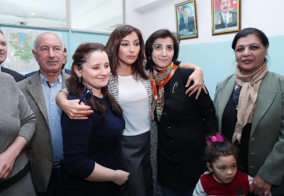 Первый вице-президент Мехрибан Алиева встретилась с вынужденными переселенцами