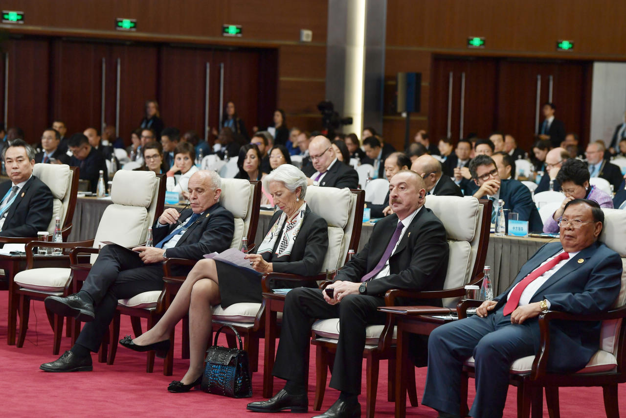 Президент Ильхам Алиев принял участие во 2-м Международном форуме "Один пояс, один путь"