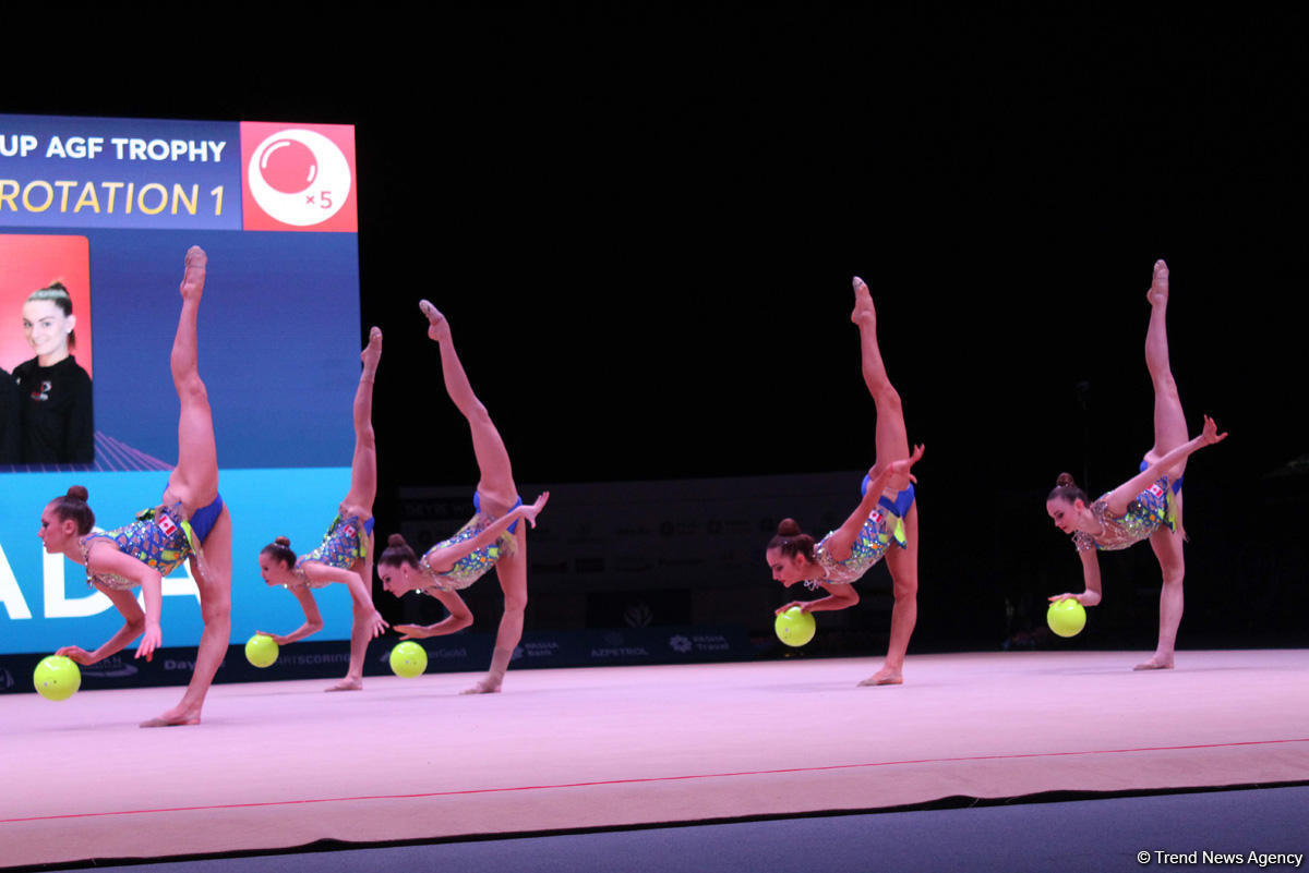 На Кубке мира по художественной гимнастике в Баку определились команды-финалисты в групповых упражнениях